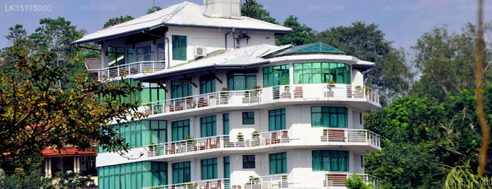 Amaara Sky Hotel