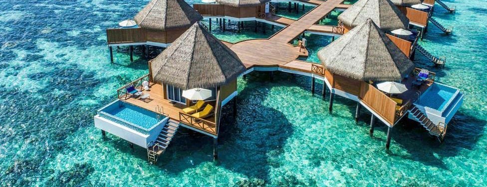 Mercure Maldives Kooddoo Resort