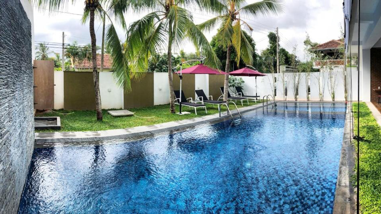 Daffodils Beach Negombo