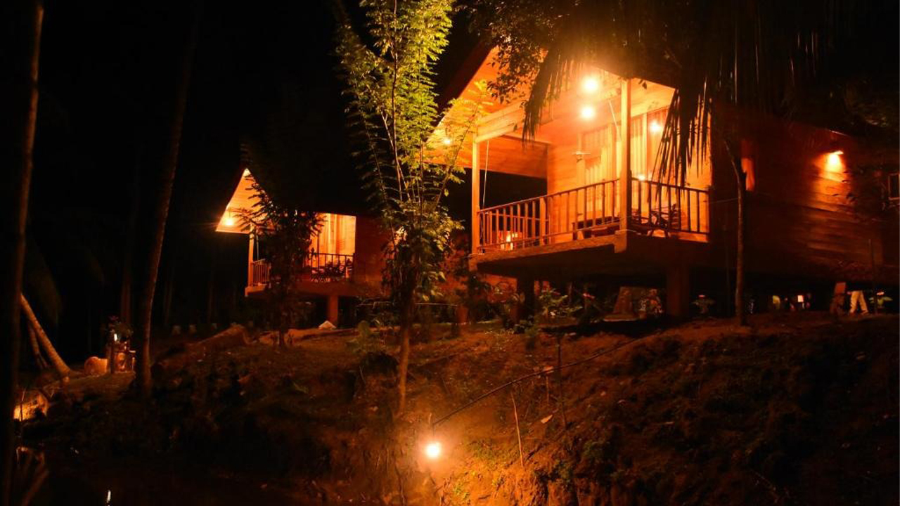 Wild Lake Side Holiday Resort