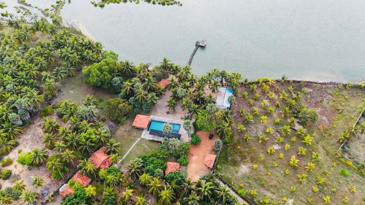 Valampuri Kitesurfing Resort Kalpitiya Sri Lanka