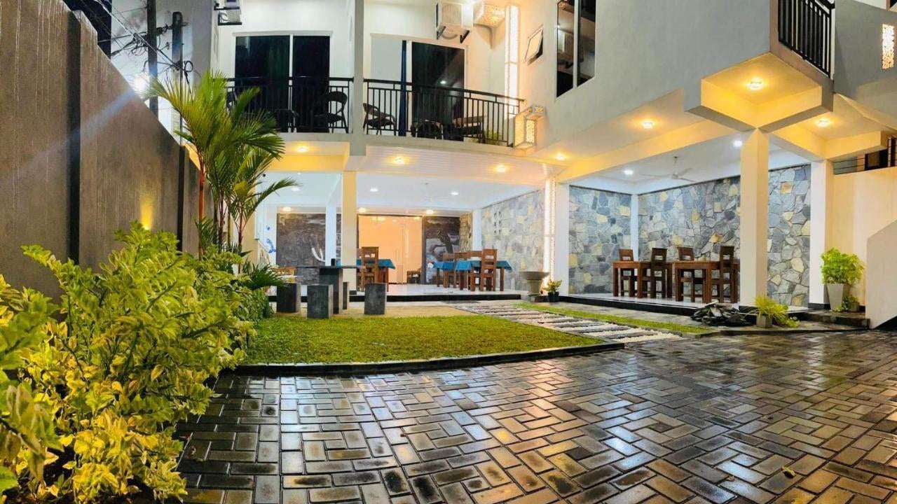 Funwhales Rest House