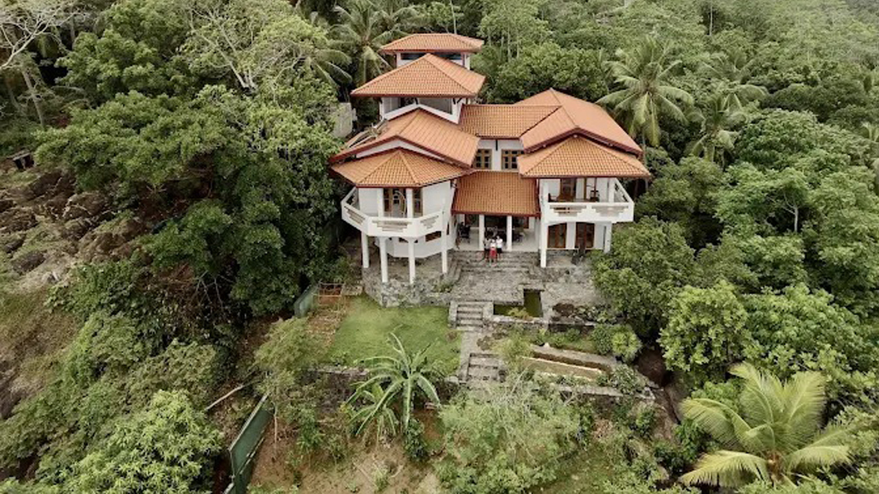 Treehouse Villas