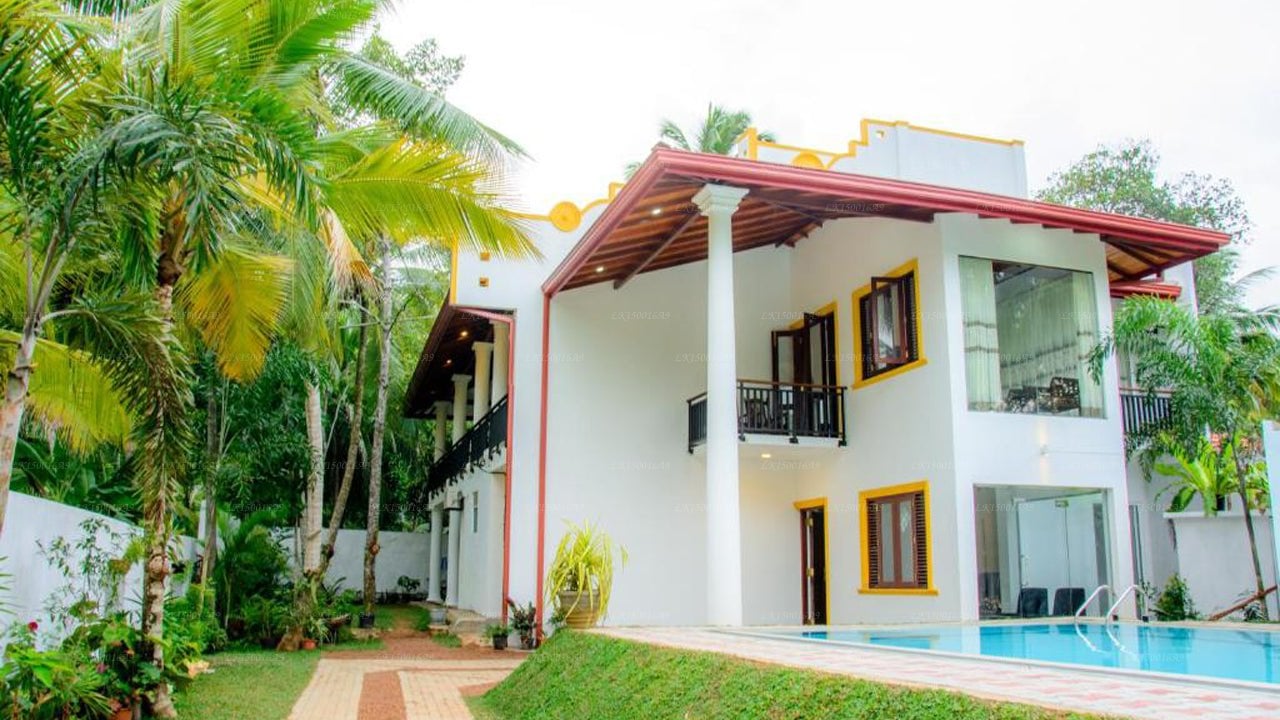 Villa White
