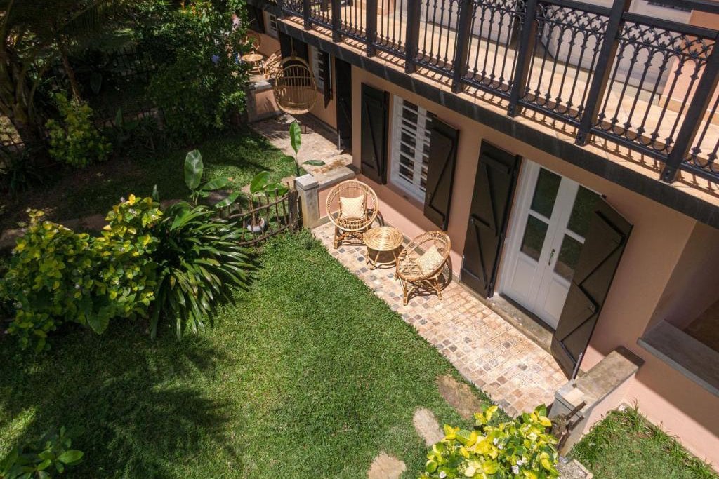 The slow vegan hotel