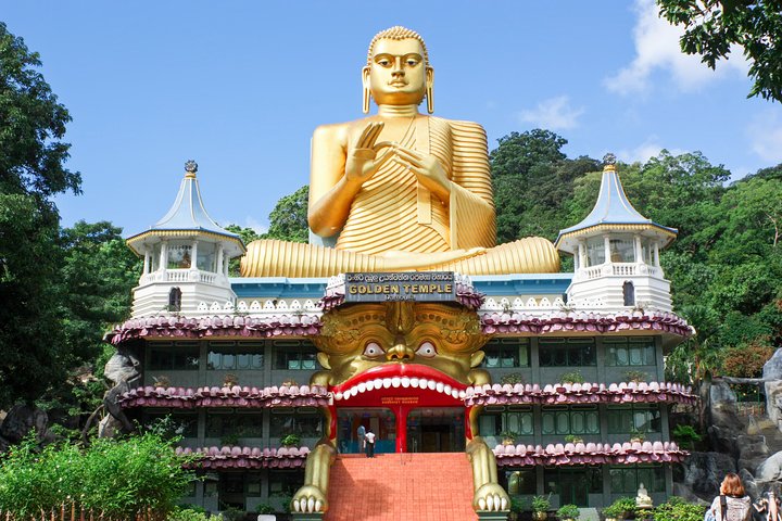 https://media-cdn.tripadvisor.com/media/attractions-splice-spp-720x480/0b/1d/82/73.jpg