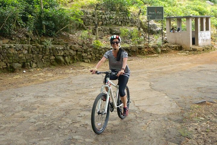 Belilena Cave Cycling Tour from Kitulgala City