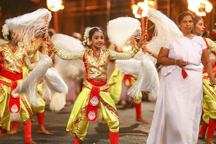 Kandy Esala Perahera - Giorno 10 (27 agosto 2026)