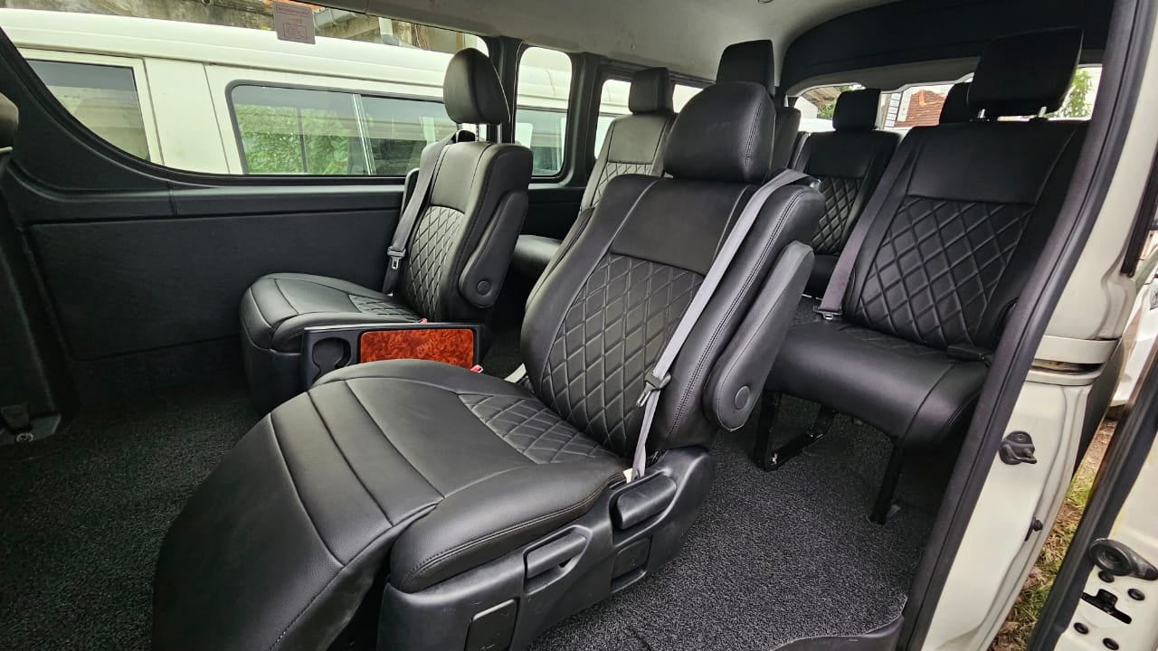 Toyota Hiace Super Grandia — Lakpura®