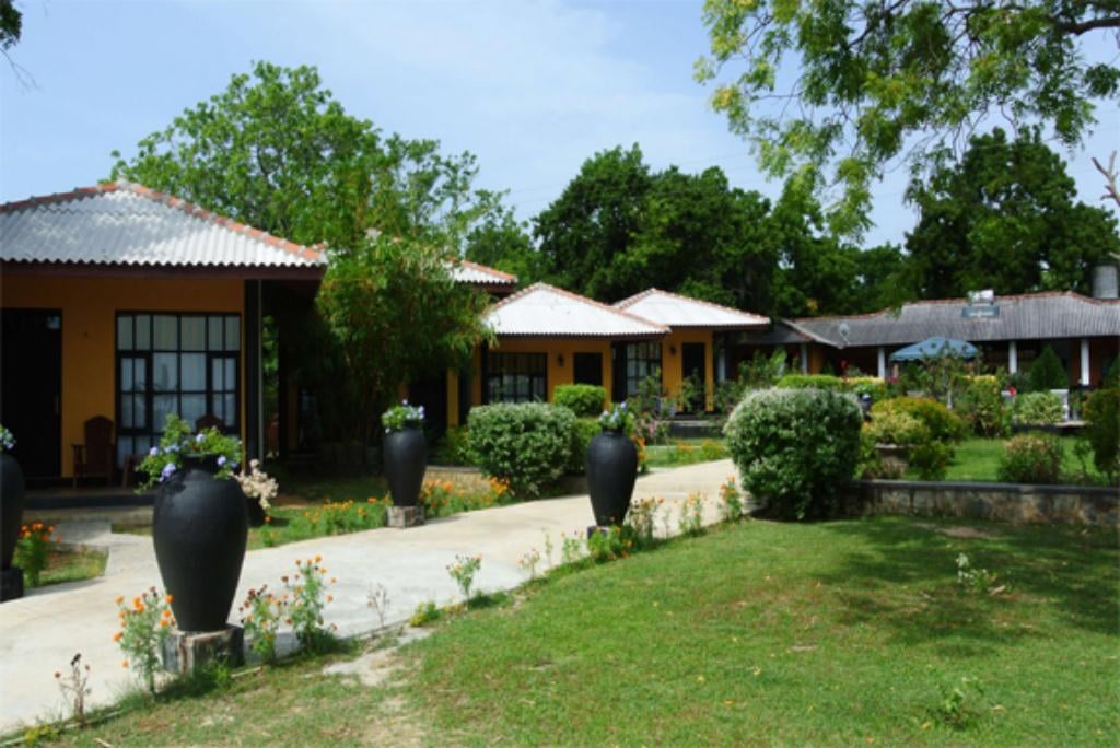 Flower Garden Lake Resort