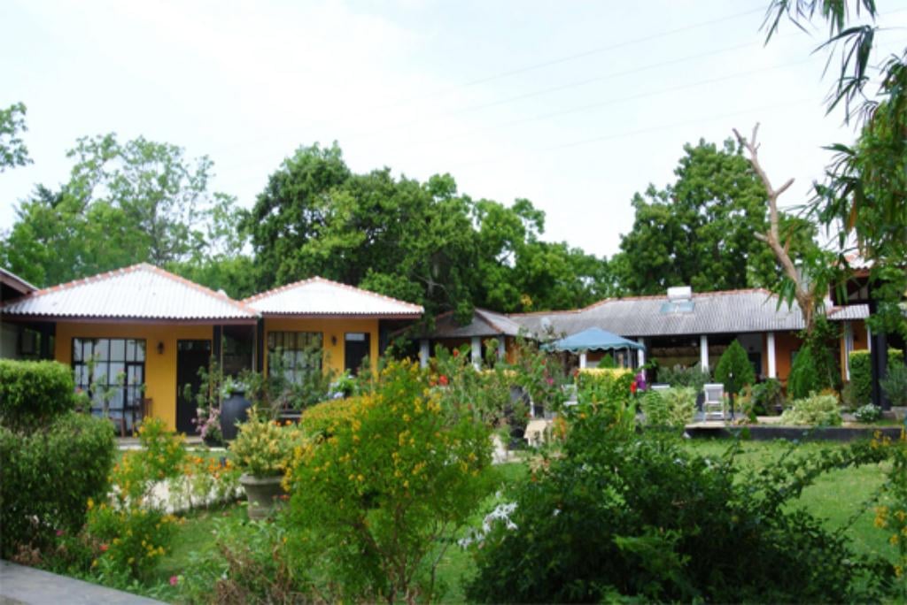 Flower Garden Lake Resort