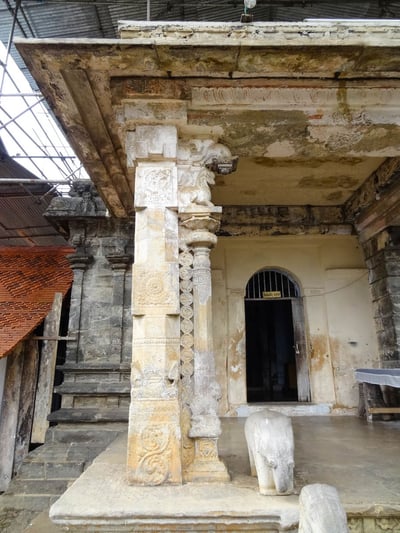 Gadaladeniya Vihara