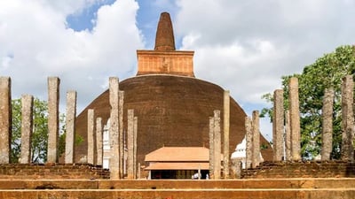 Abhayagiri Stupa