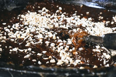 Kalu Dodol (කලූ දොදොල්)