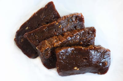 Kalu Dodol (කලූ දොදොල්)