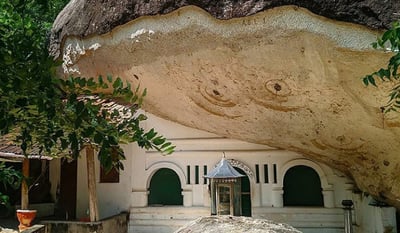 Kudumbigala Monastery