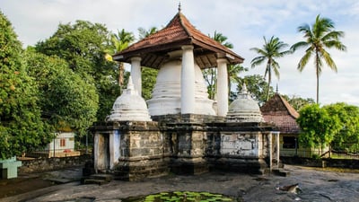 Gadaladeniya Vihara