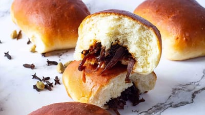 Seeni Sambol