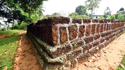 Beddagane Veherakanda ruins