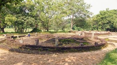 Dambulu Somavathi complex