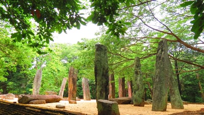 Menikdena monastery complex