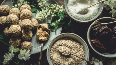 Thala Guli (Sesame Rolls)
