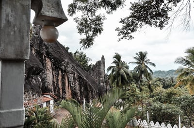 Aluvihare Rock Temple