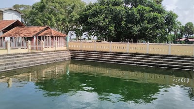 Eelathu Chithambaram Karainagar Sivan Temple