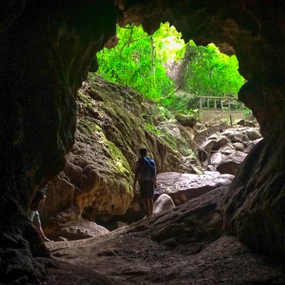 Wawulpone Cave