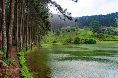 Sembuwatta Lake