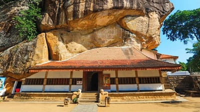 Ridi Viharaya Stupa