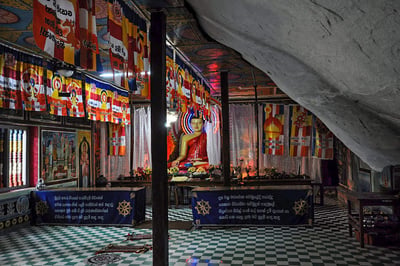 Maligatenna Raja Maha Vihara