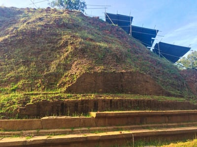 Lahugala Neelagiri Maha Seya