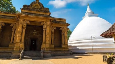 Kelaniya Raja Maha Vihara Stupa
