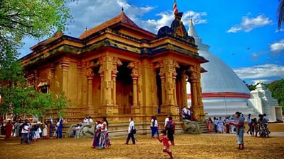 Kelaniya Raja Maha Vihara Stupa