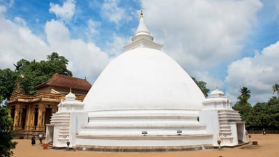 Kelaniya Raja Maha Vihara Stupa