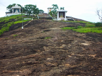 Isinbessagala RajaMaha Viharaya