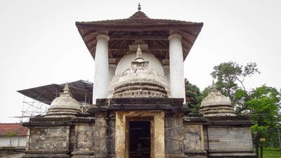 Gadaladeniya Vihara