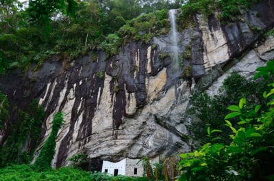 Batatotalena Cave