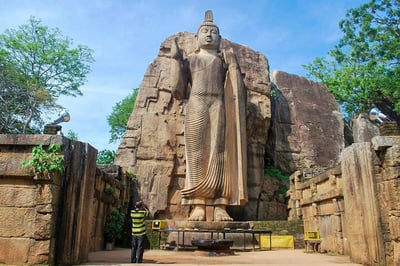Aukana Buddha Statue