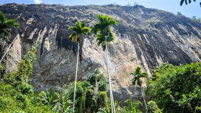 Fahian Cave