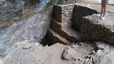 Fahian Cave