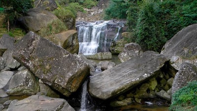 Dewathura Falls