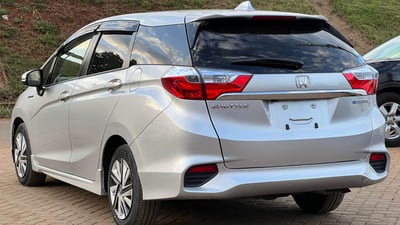 Honda Fit Shuttle Hybrid