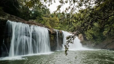 Kaluwa Watuna Ella