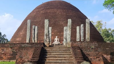 sandagiri stupa