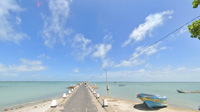 Kurikadduwan Beach
