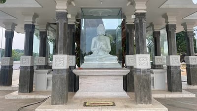 Sandahiru Stupa