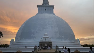 Sandahiru Stupa