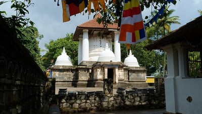 Three Temples Loop